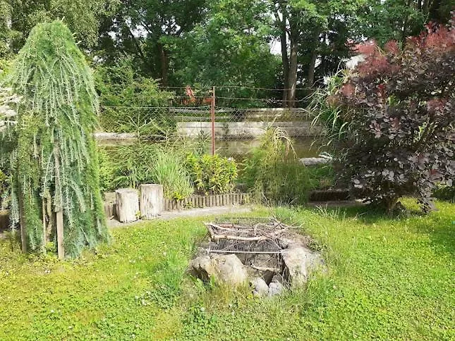 V Podzamci * Jindřichův Hradec