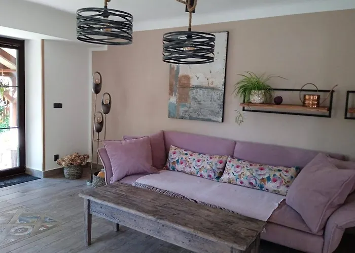V Podzamci Apartment *